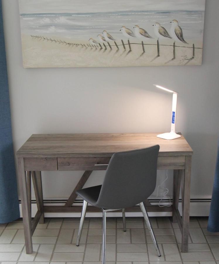 Coastal Suite #1 Cozy Suite #2 - Seacliff Beach Suites Leamington Bagian luar foto