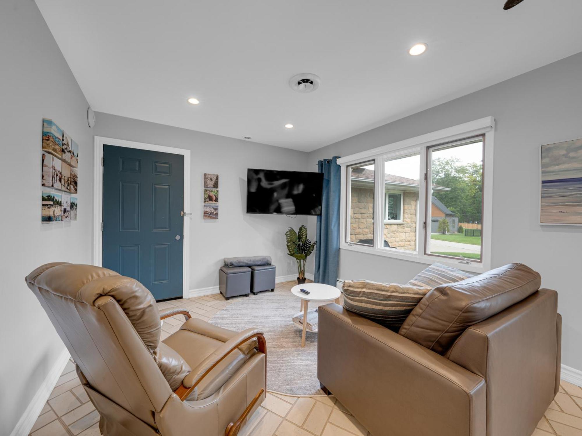 Coastal Suite #1 Cozy Suite #2 - Seacliff Beach Suites Leamington Bagian luar foto