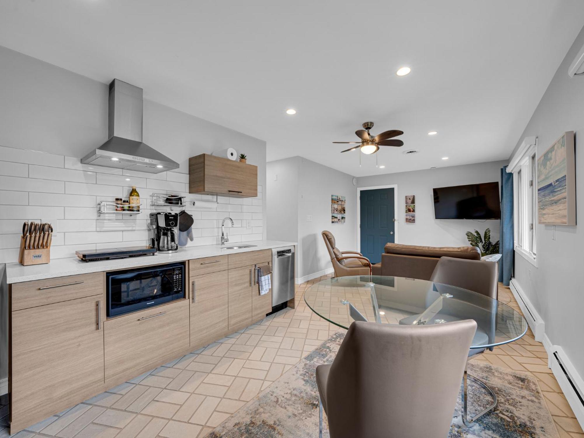 Coastal Suite #1 Cozy Suite #2 - Seacliff Beach Suites Leamington Bagian luar foto